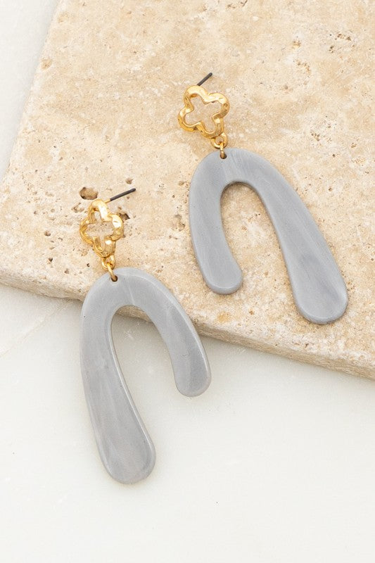 Clover stud earrings
