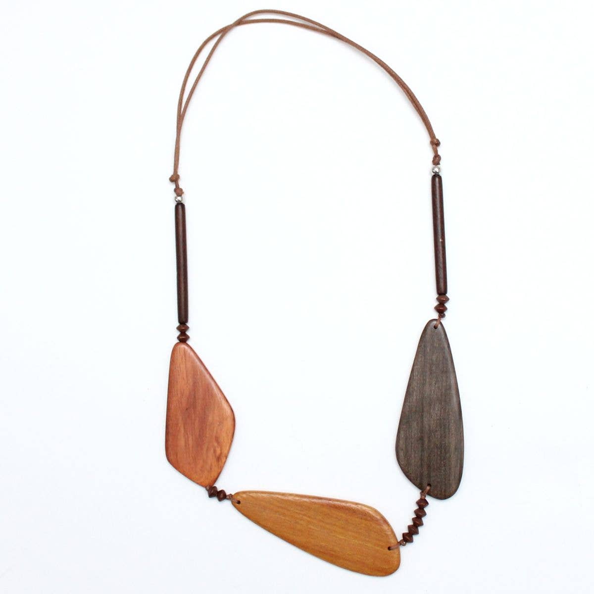 Collana Gabriella in legno naturale