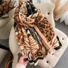 Bufanda envolvente Graffiti Artisan reversible - Gris y crema