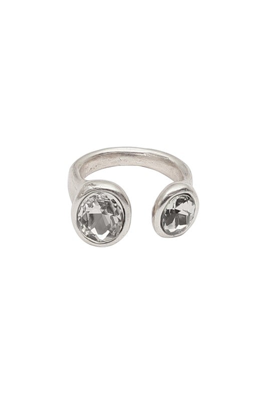 Anello con punto di cristallo